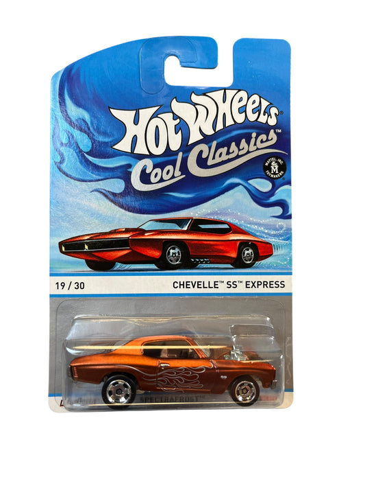 Hot Wheels Cool Classics 2013 Chevelle SS Express Spectrafrost 19/30 New On Card