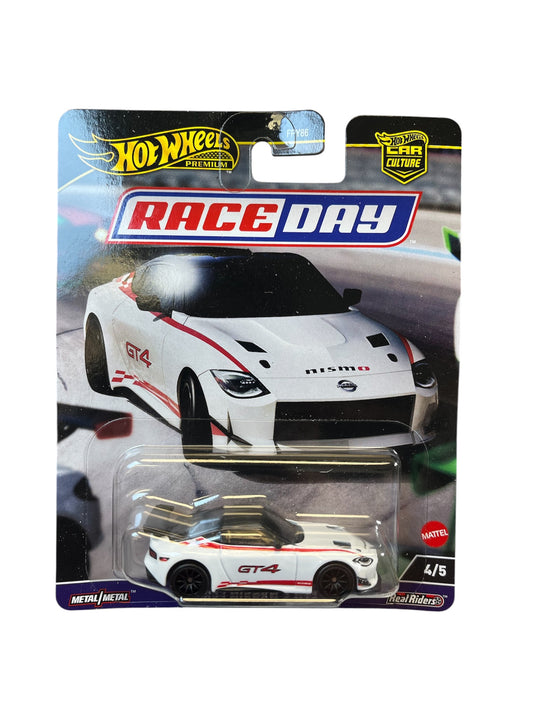 Hot Wheels 2024 Premium Car Culture 2023 Nissan Z GT4 Race Day Series