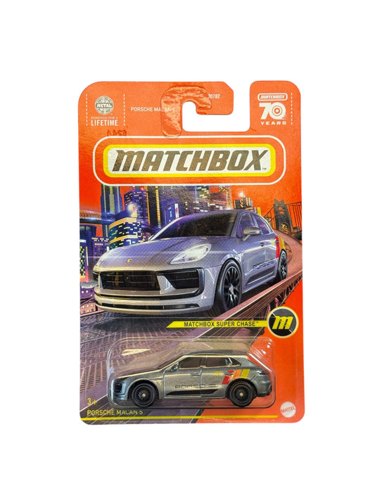 Match Box Super Chase Porsche Macan S